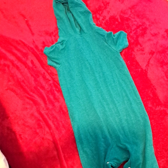 Cute one piece - Picture 4 of 4